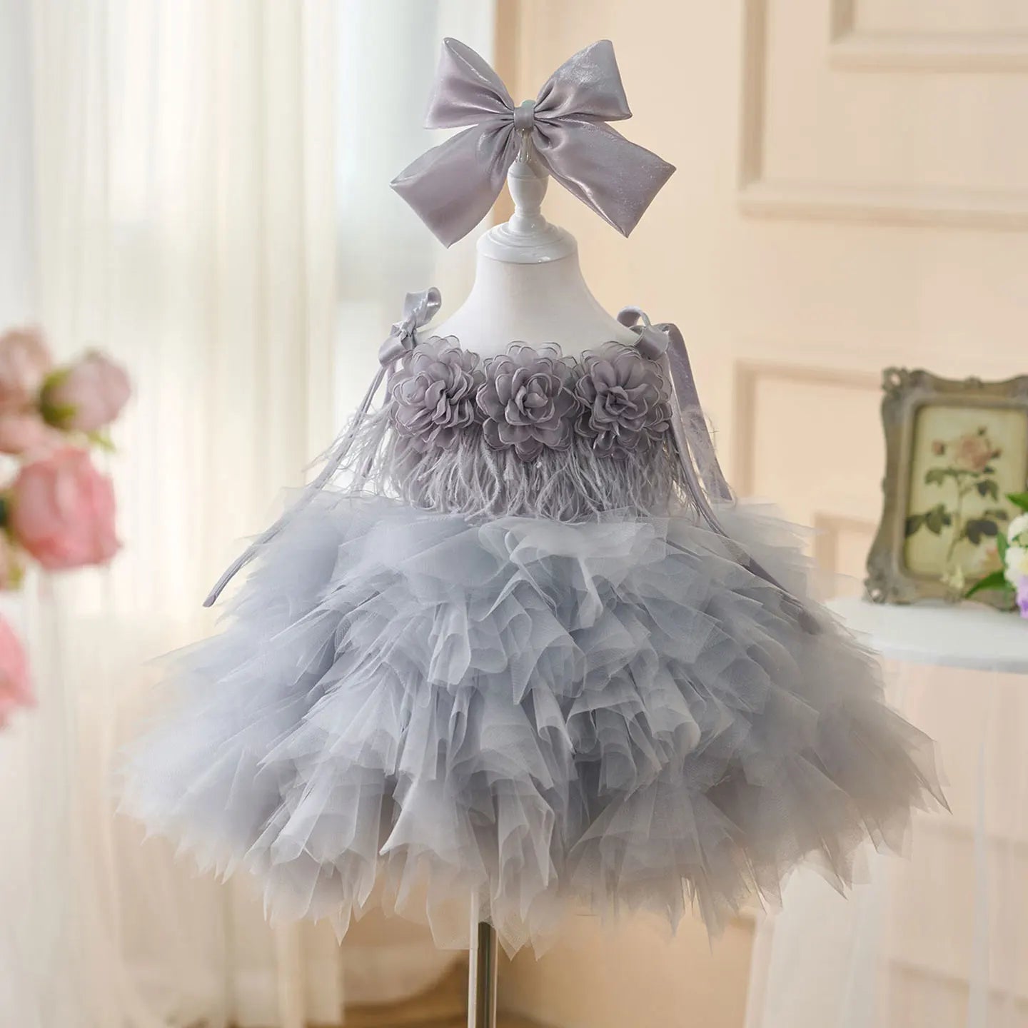 Dreamy Vow D052 Gorgeous Sleeveless Flower-Adorned Tiered Tulle Flower Girl Dress With Bow Kids Wedding Birthday Evening Prom