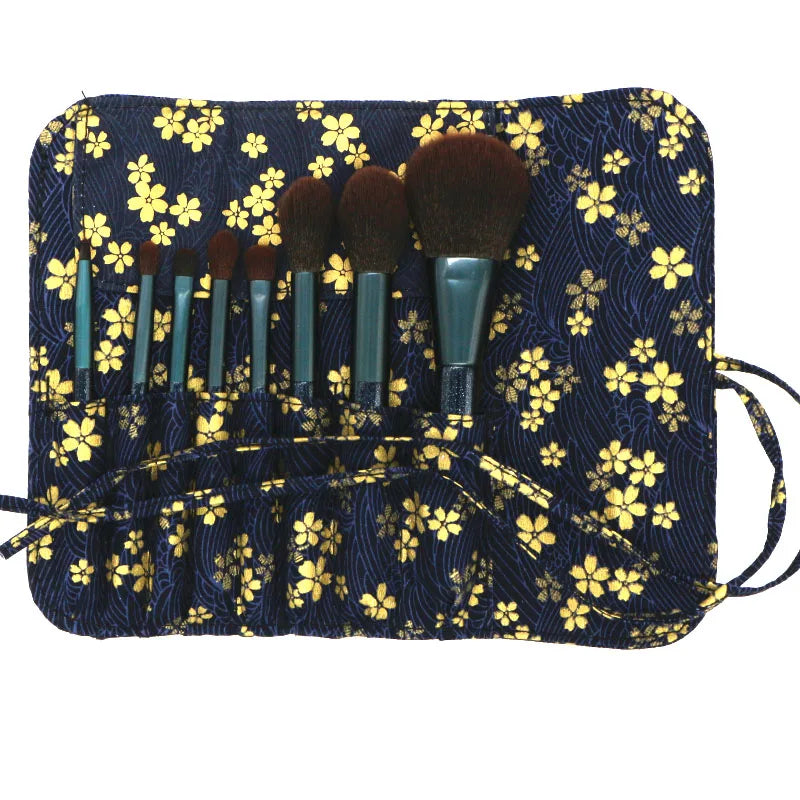 2025 Professional 8 Pcs Wooden Makeup Brushes Set With Bag For Beauty Cosmetic Tools Powder Eyeshadow Eyebrow Eyeliner Brushes