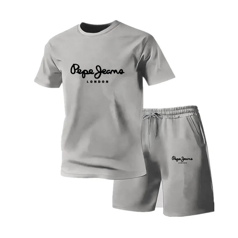 New summer fitness sportswear for men, short-sleeved T-shirt and shorts two-piece set, breathable and quick-drying casual wear.