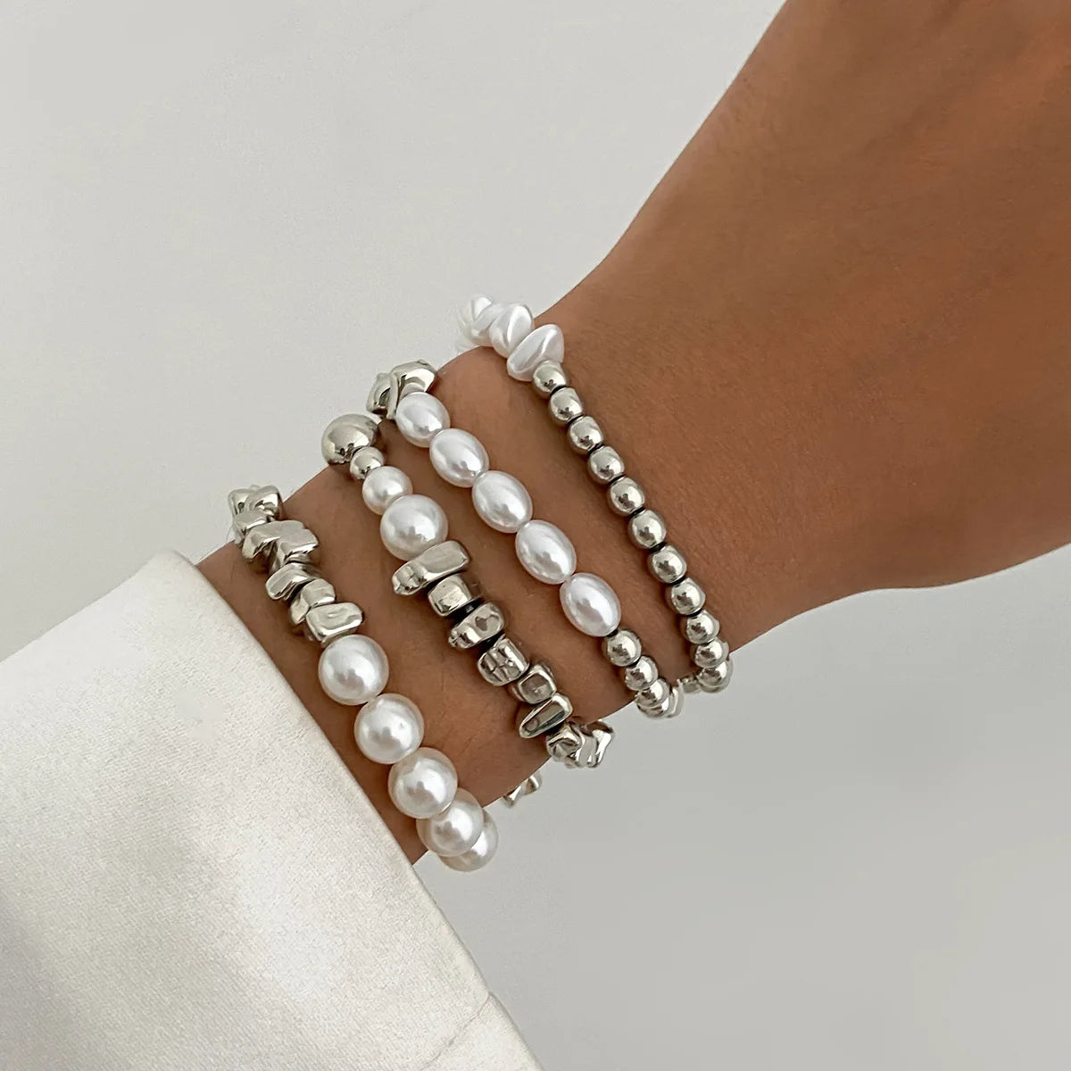 4pcs/set Fashion Bracelets For Women New Vintage Irregular CCB Beads & Imitation Pearl Chain Beach Vacation Jewelry Gift B084
