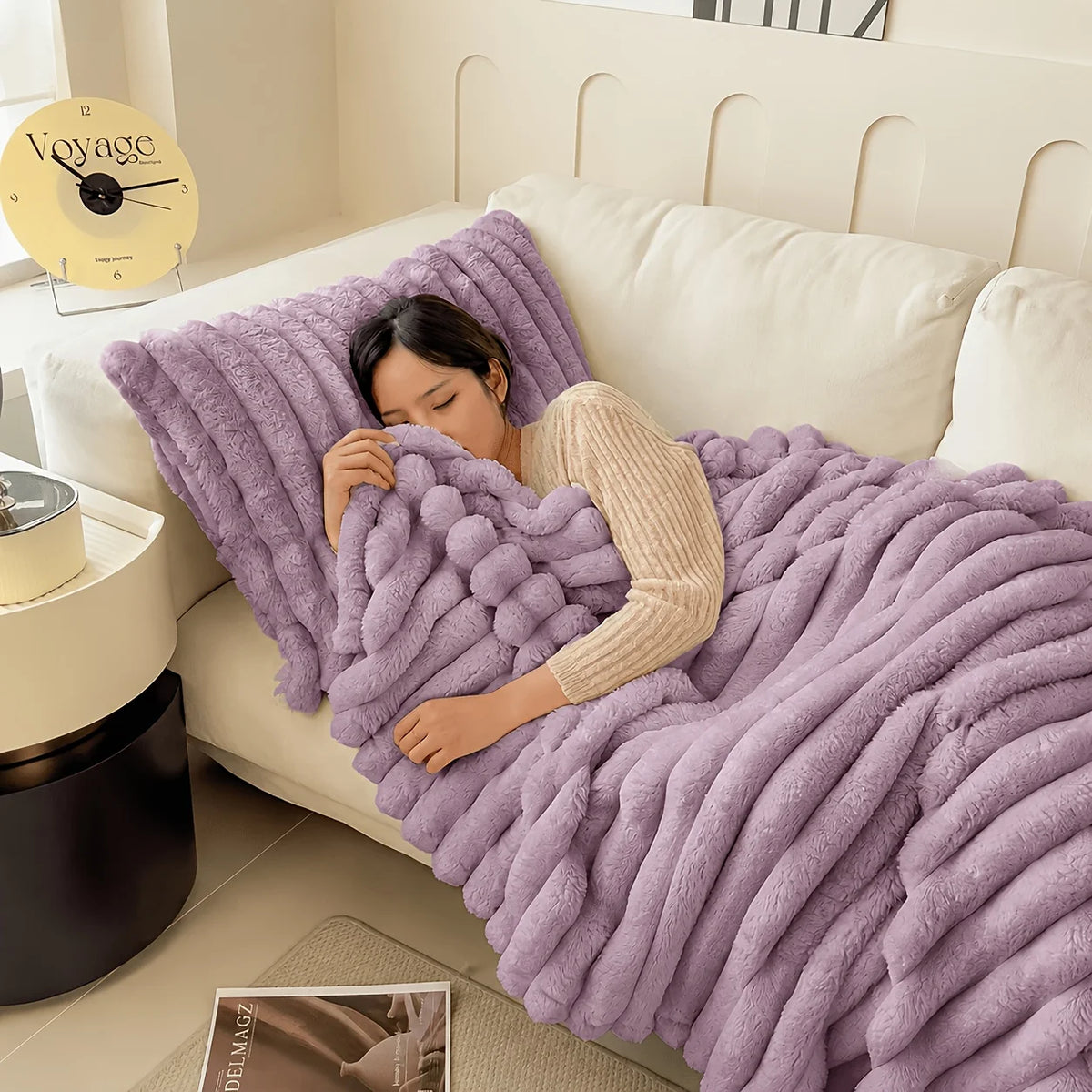 Solid Color Fleece Blanket Soft Skin-Friendly Throw Blanket Versatile Blanket for Office Nap, Sofa, Outdoor Camping, Home Decor