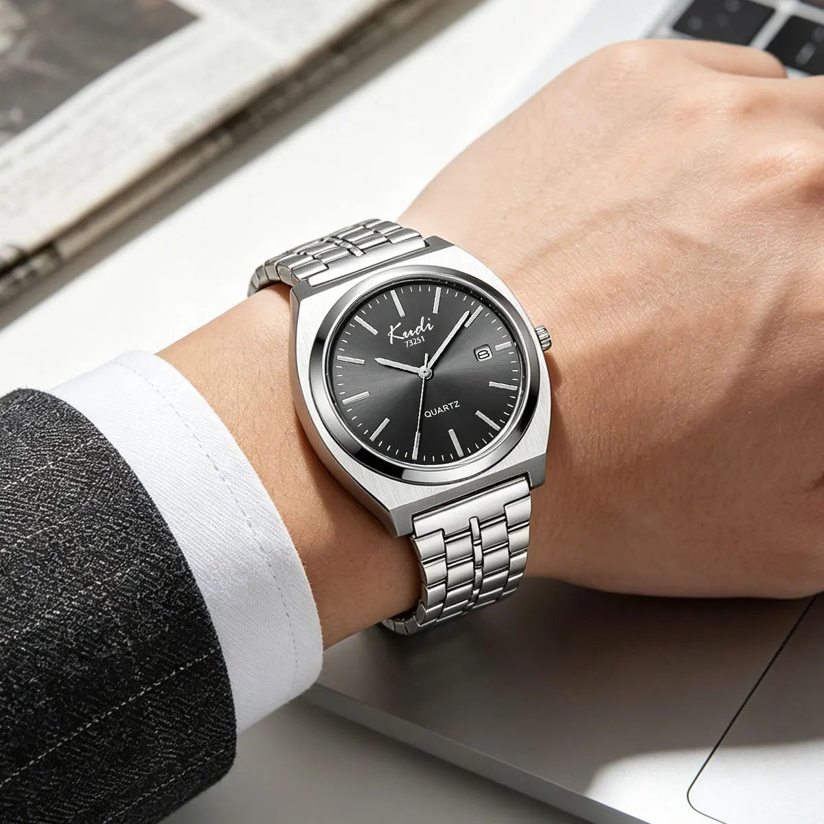 Fashion business men and women quartz watches calendar scale simple classic watches casual party gift watches