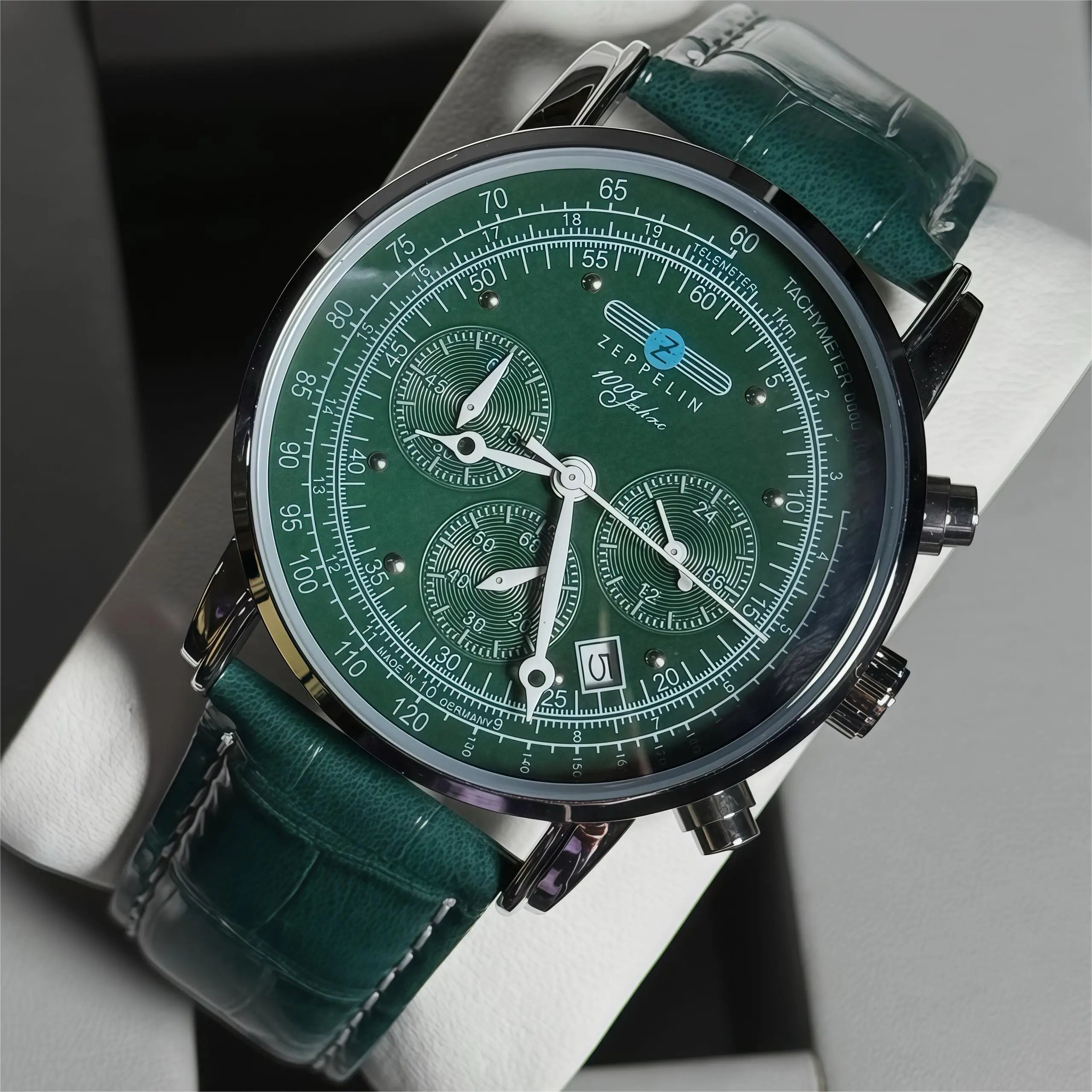 2026 Fashion New Retro Business Casual Leather Strap Quartz Watch Zeppelin Men's Watch Green Dial Luxury Gift Watch