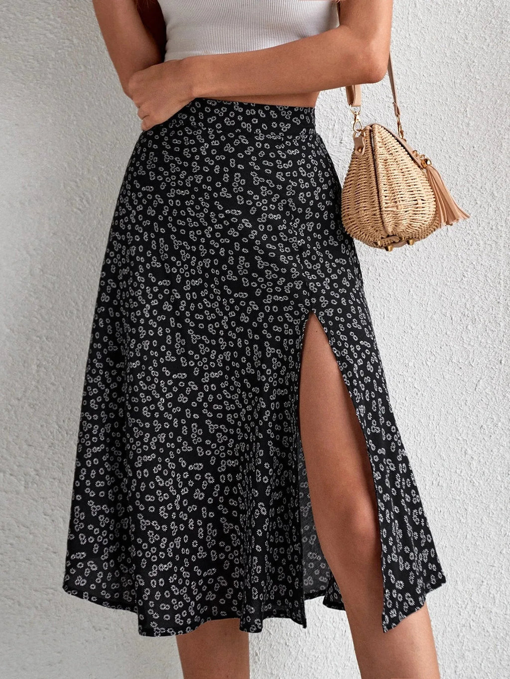 2023 Summer New European and American Floral Half Skirt  Cross border Foreign Trade Split A-line Wrap Hip Mid Waist Long S