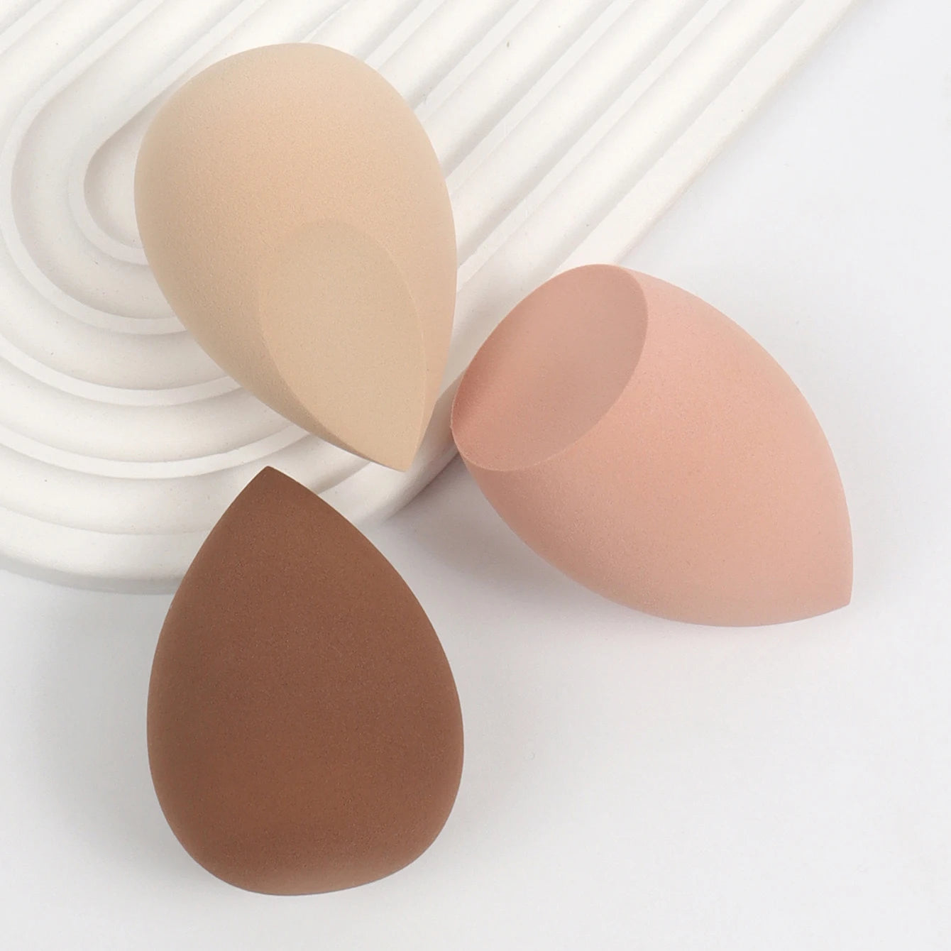 3/8/12/16/24/32/48Pcs Milk Coffee Makeup Sponge, Suitable for Applying and Setting Makeup, Suitable for All Skin Types