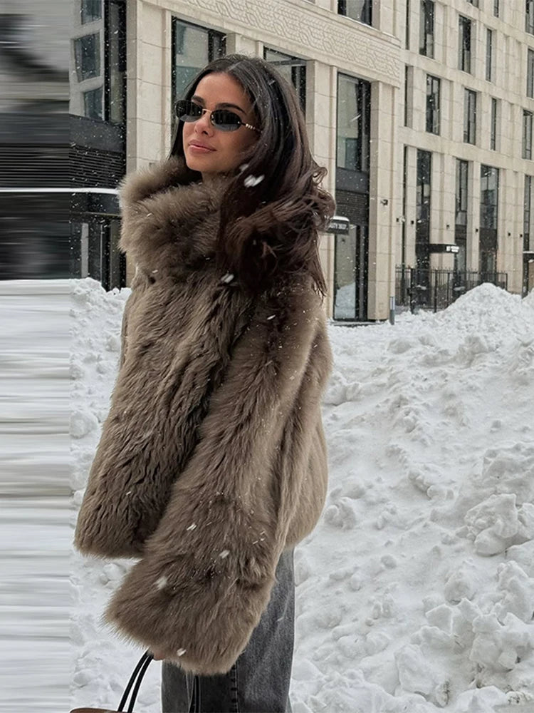 2025 Winter Women's Faux Fur Coats Fashion Stand Collar Short Jackets Warm Long Sleeve High Street Commute Lady Brown Outerwear