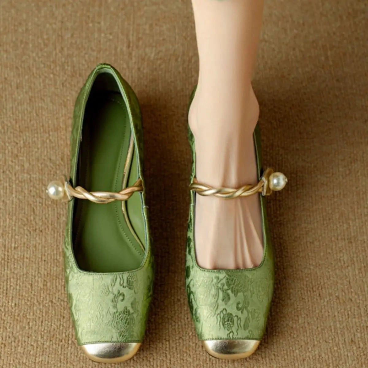 Shoes for Woman 2025 Flats Formal Women's Summer Footwear Low Heel Elegant Moccasins Flat Pointed Toe Non Slip on Promotion E 39
