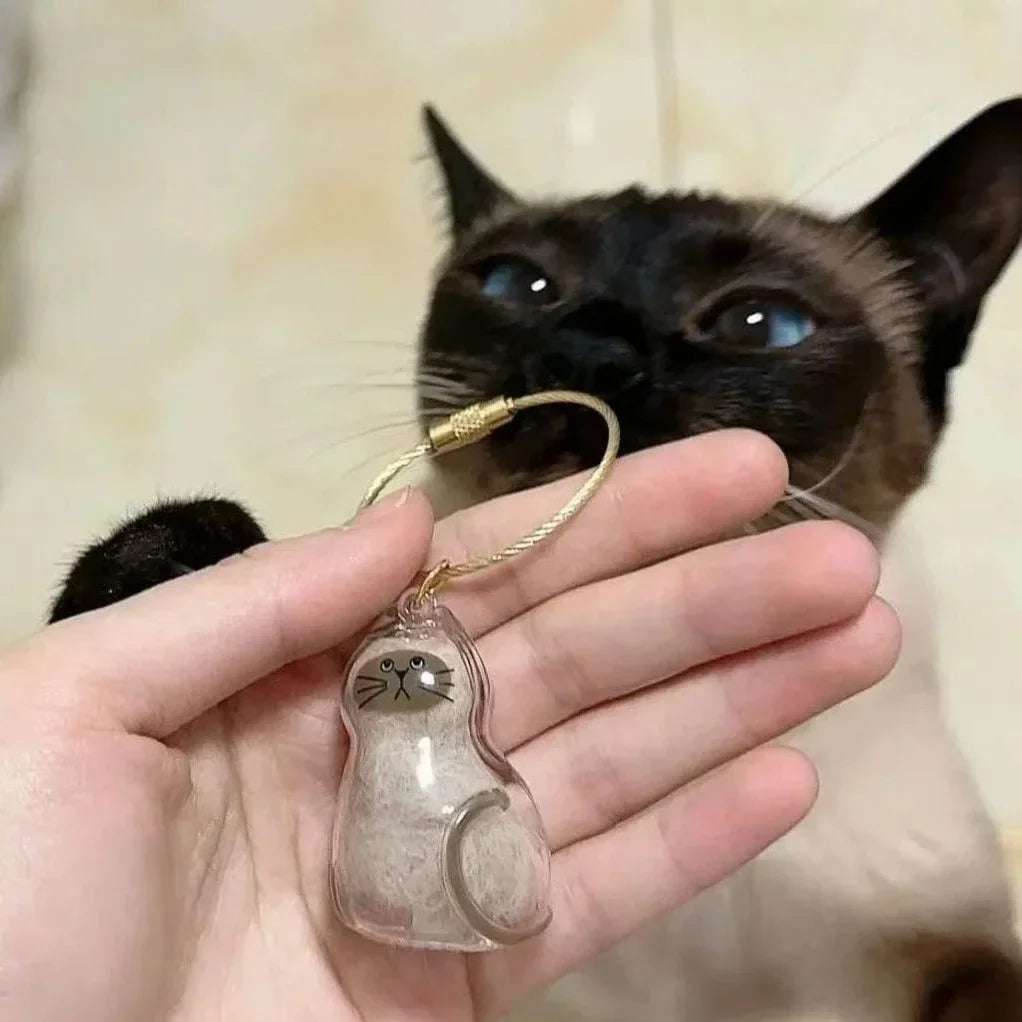 Adorable Pet Fur Storage Ornament Creative Cat Hair Collection Capsule Keychain Unique Keychain Trendy Souvenir for Pet Lover
