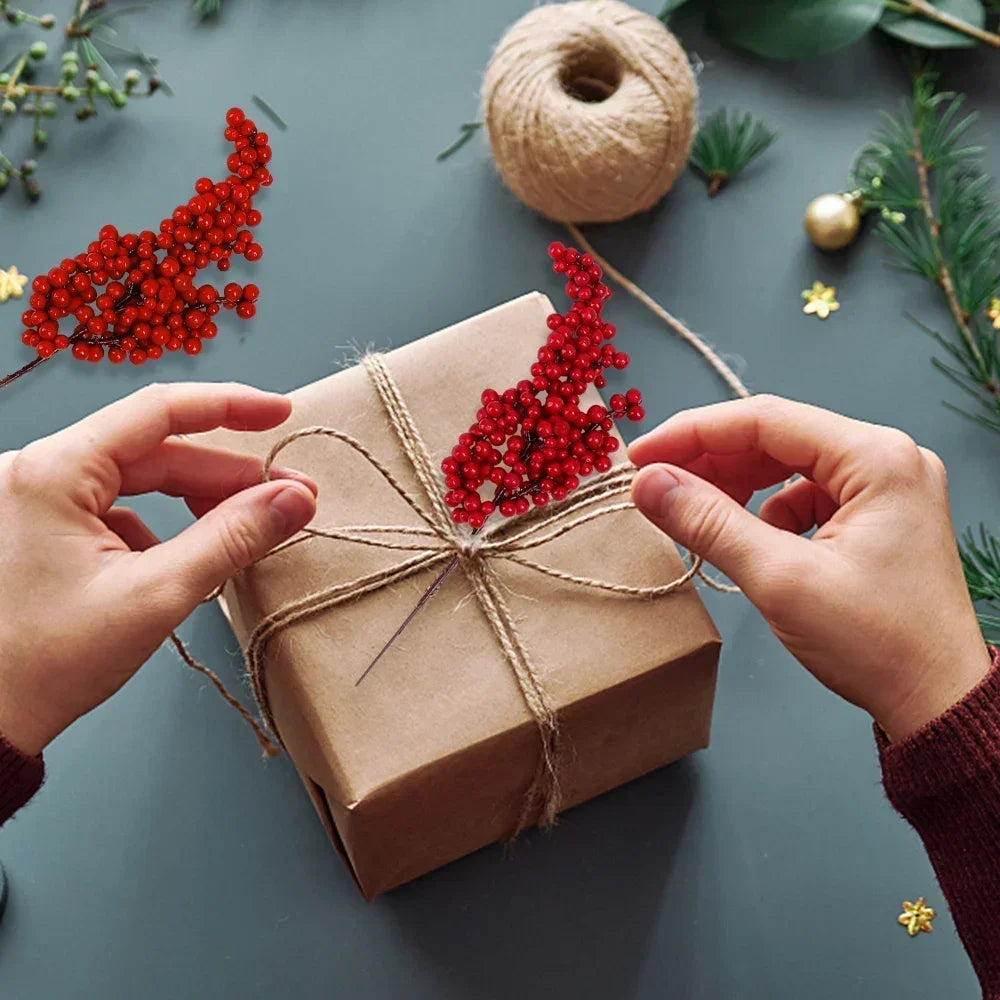1/50PCS Christmas Artificial Red Berries Branches Xmas Tree Garland Flower Arrangement Branches Holly Berry Fake Flowers Plant