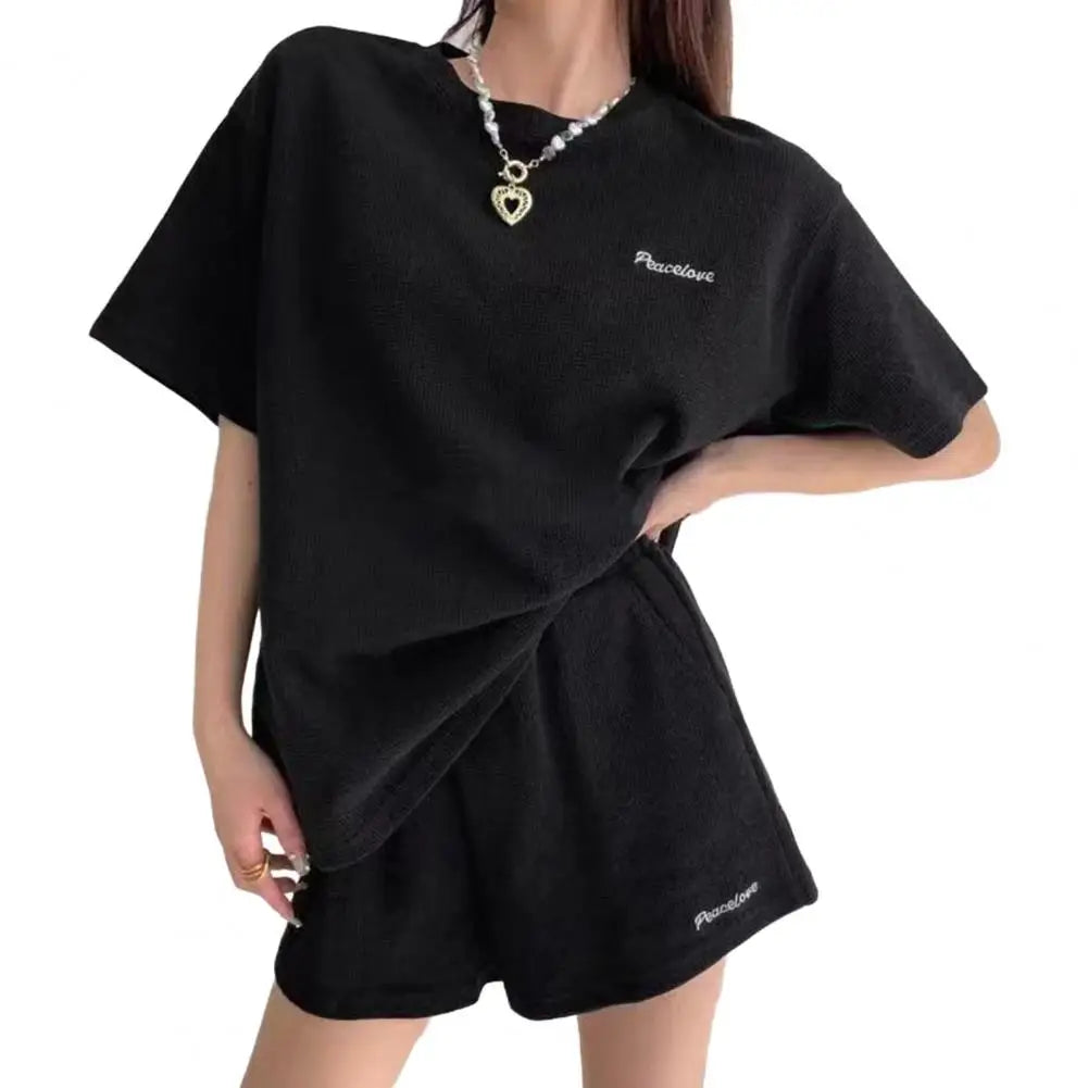 2026 Stylish T-shirt And Pants Set Women's Casual Two-Piece Shorts Set Loose Short Sleeve T-shirts Shorts Sets Summer Loungewear