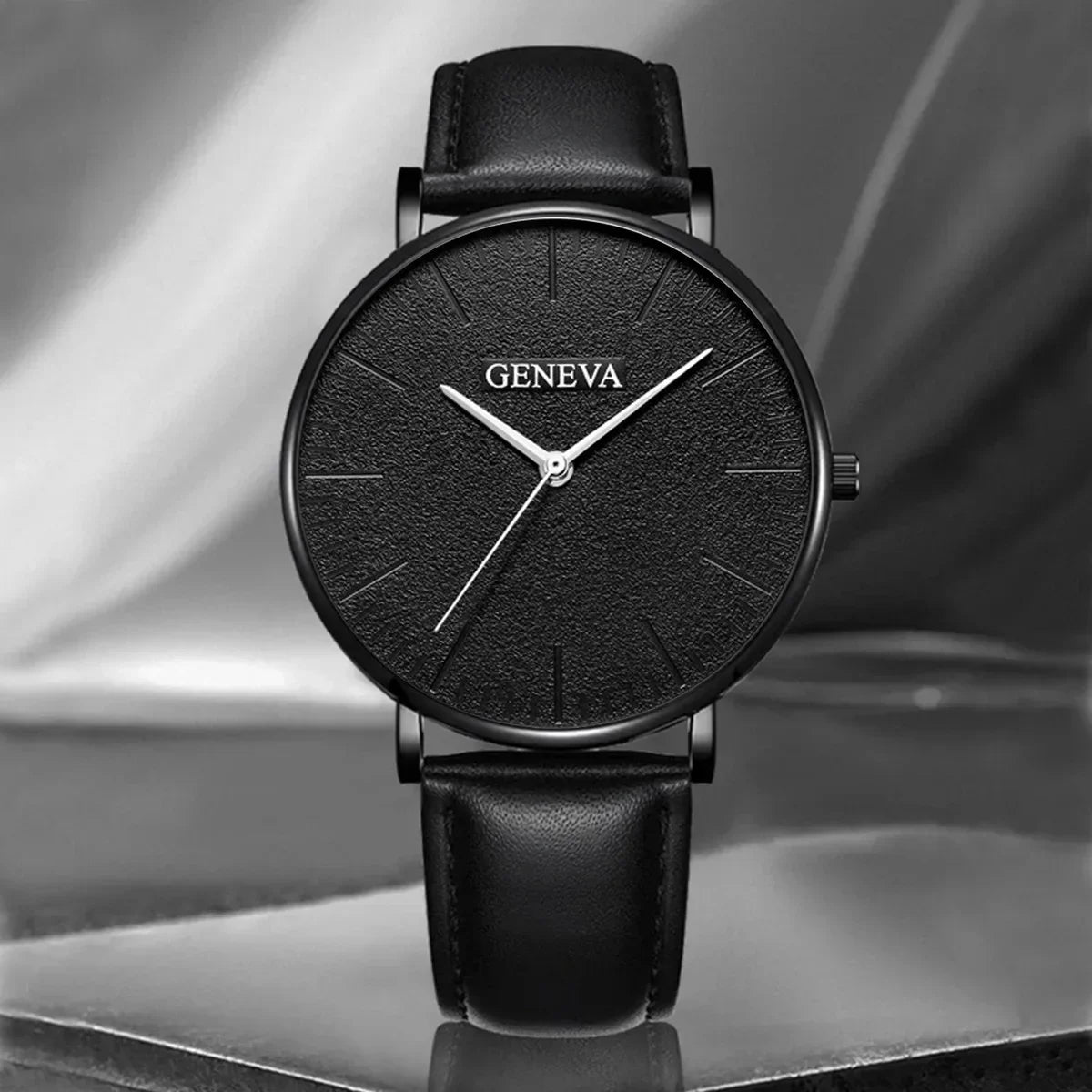 4Pcs/set Fashion Casual Men Sports Style Trend Quartz Wristwatch and Bead Bracelet Set Gift for Men Boyfriends Relogio Masculino