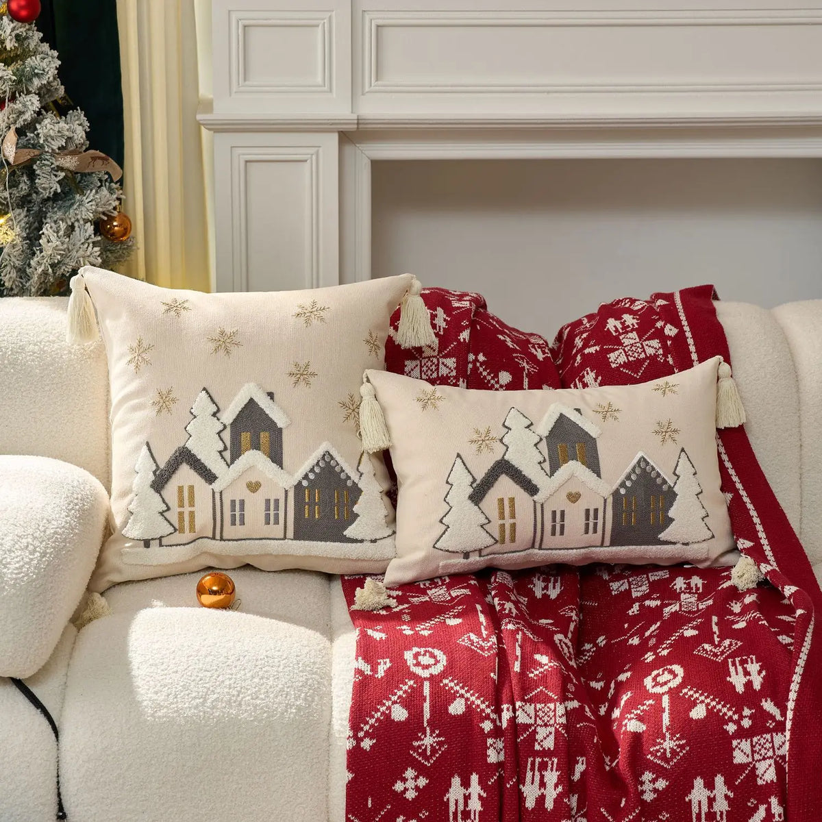 Christmas Cartoon House Embroidered Throw Pillowcase Universal Multi-Size Cushion Cover 30x50cm 45x45cm for Multi-Room Decor