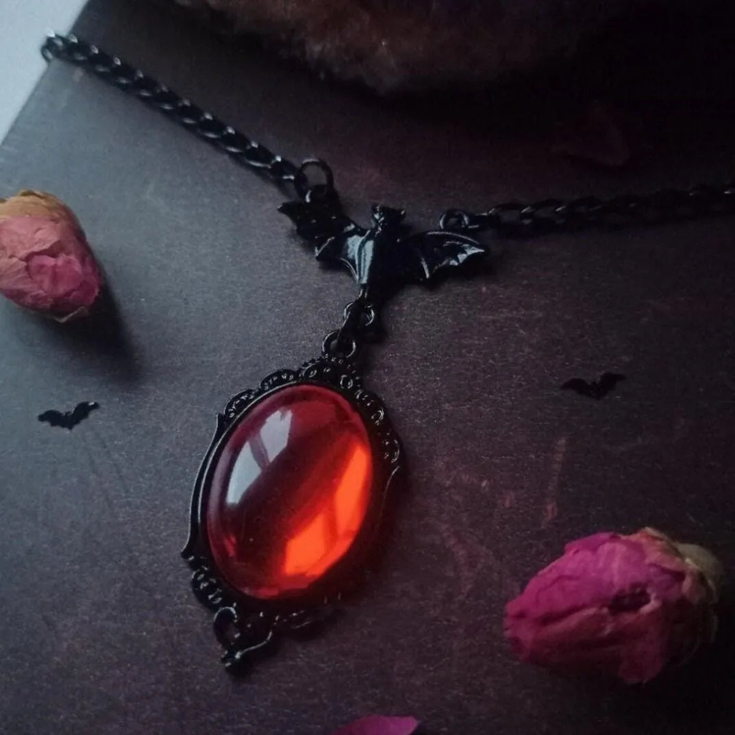 Vampire Bat Necklace, Blood Cameo, Purple, Gothic jewelry, Black Bat, Witch accessories, Pagan, Alternative, Vintage Choker ，Man