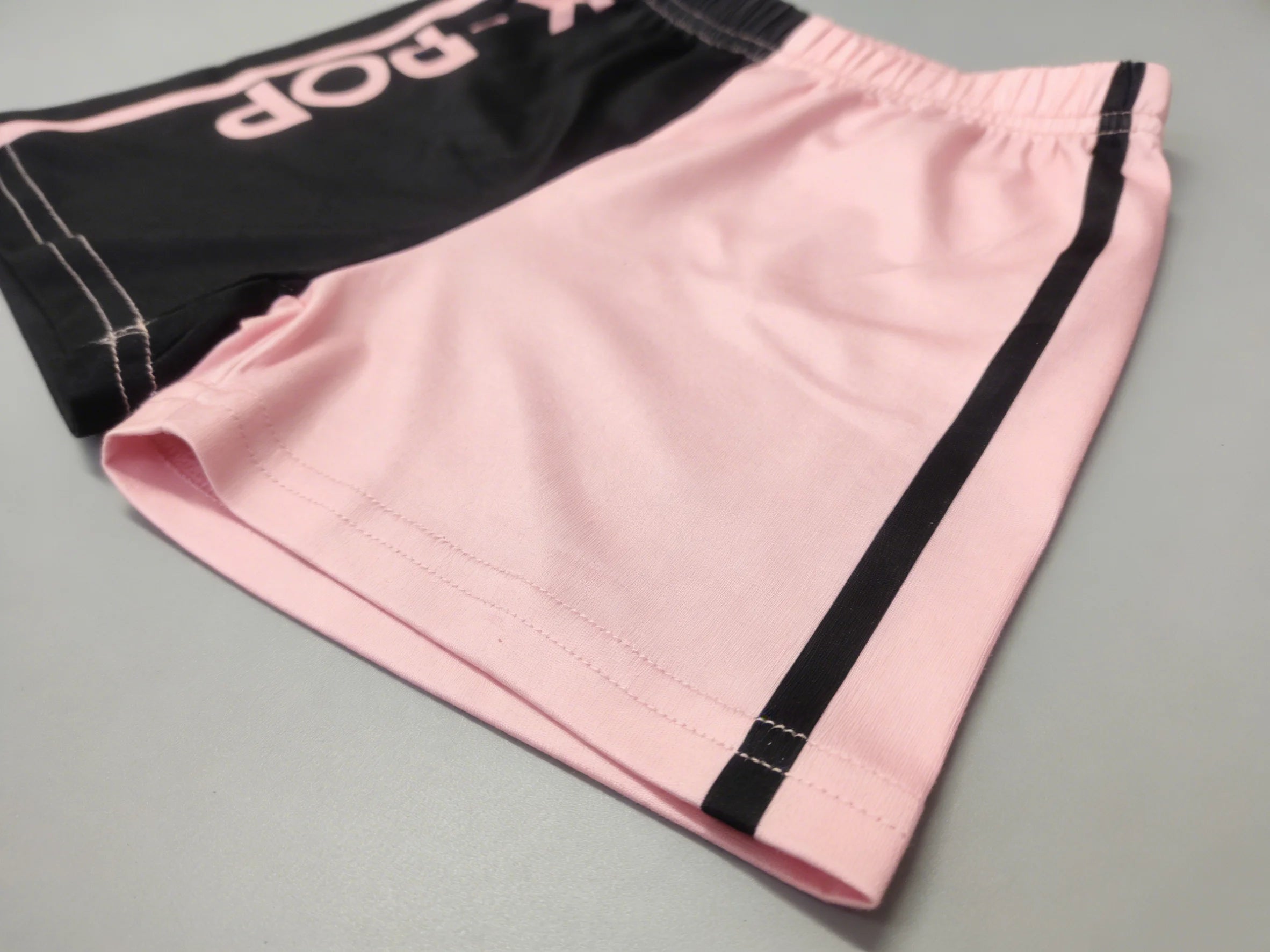 Pink-Black K-POP Set: Girl’s Idol-Style Trendy Outfit