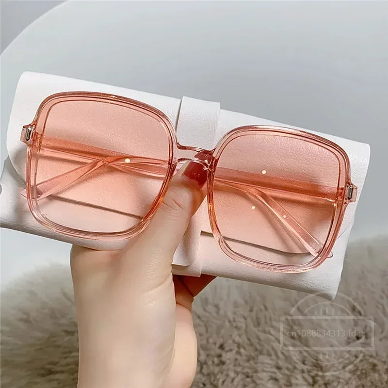 Fashion Square Oversized Sunglasses for Women Vintage Big Frame UV Protection Sun Glasses Shades Ladies Classic UV400 Eyewear