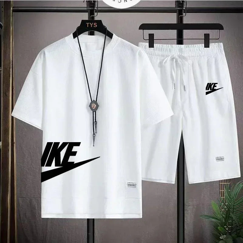New 2026 summer men's sports jogging set, a stylish outdoor casual men's round-neck short-sleeved T-shirt and shorts set