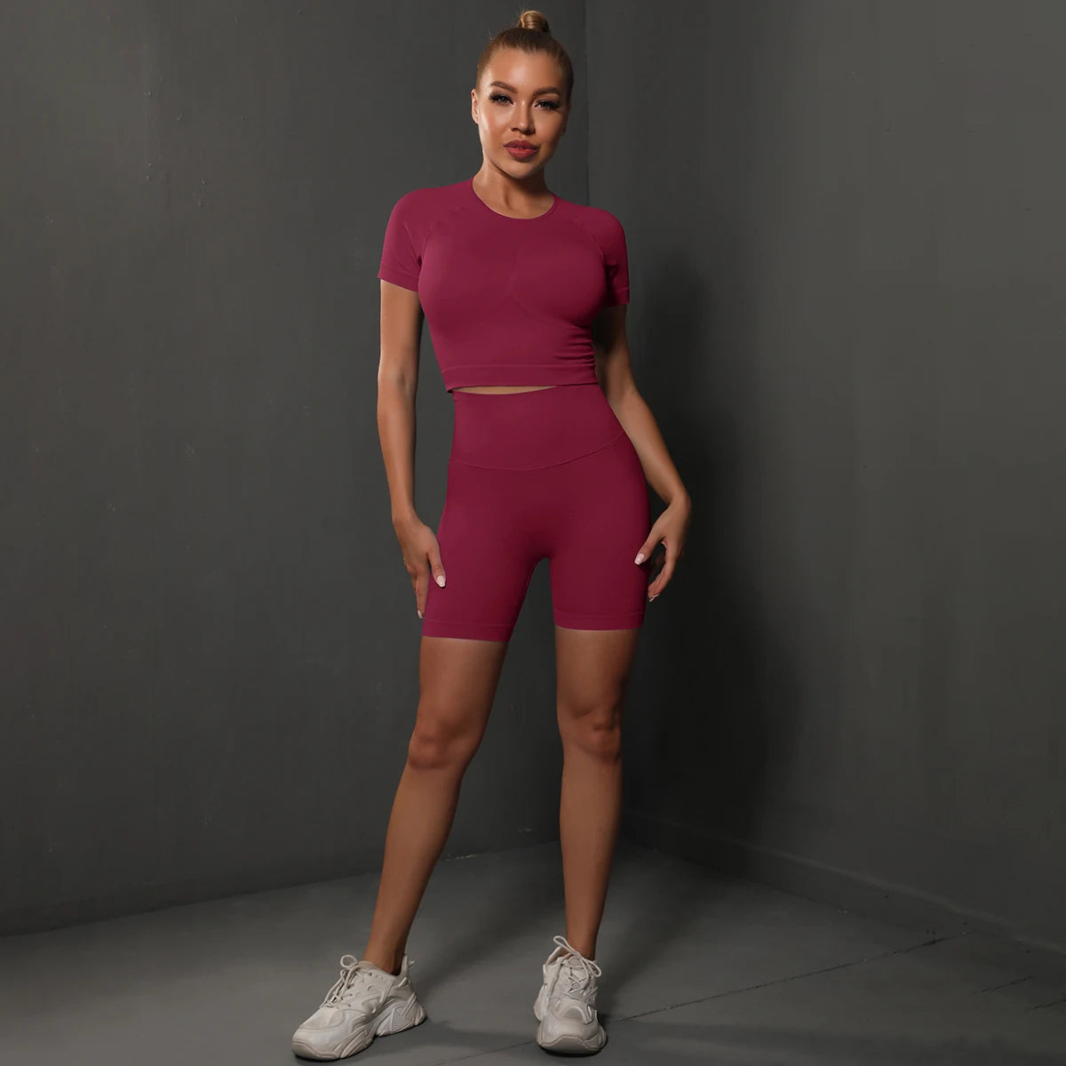 Summer Women Seamless Yoga Set Fitness Sportswear Workout Tracksuit Short Sleeve Crop Top High Waist Shorts Set Gym Clothing