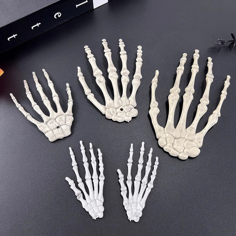 1 Pairs Halloween Skull Hand Plastic Fake Skeleton Bone Horror Props For Halloween Birthday Party Home Haunted House Decoration