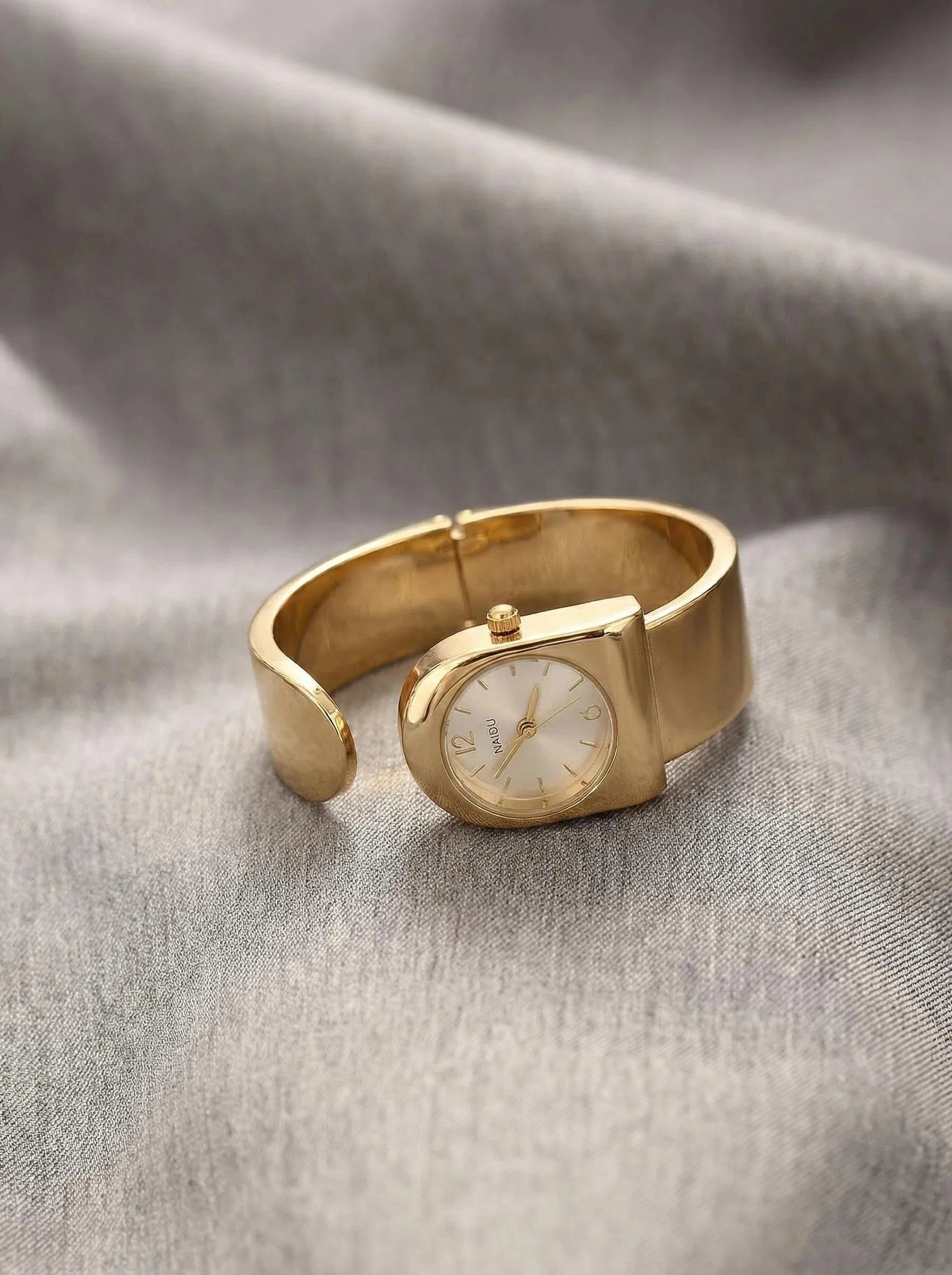 1 Piece of Women's Simple and Stylish Versatile Bracelet, Suitable for Gifting or Daily Wear