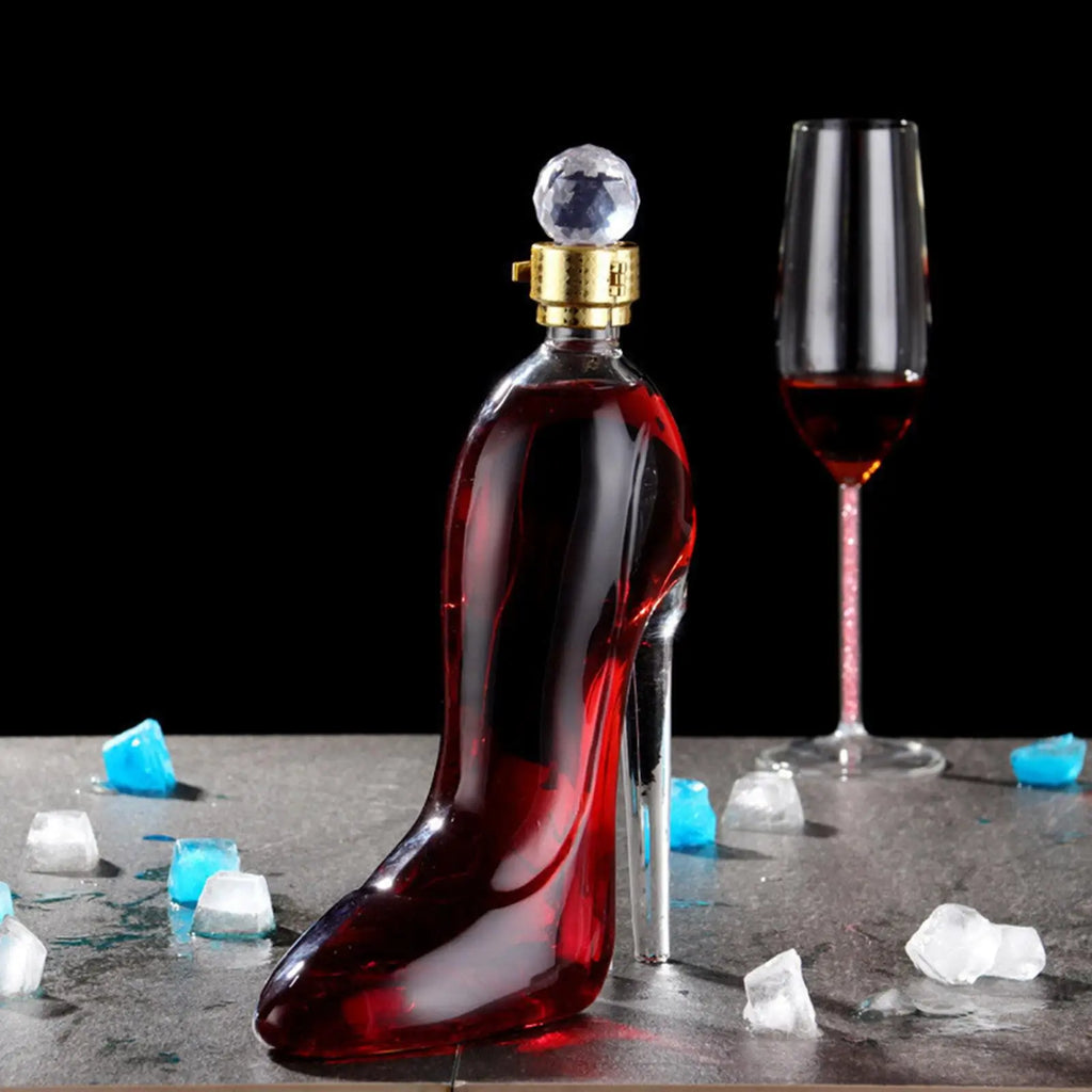 Novelty High-heeled Shoes Shape Whisky Decanter Luxurious Crystal Free Glass Merlot Bottle Dispenser