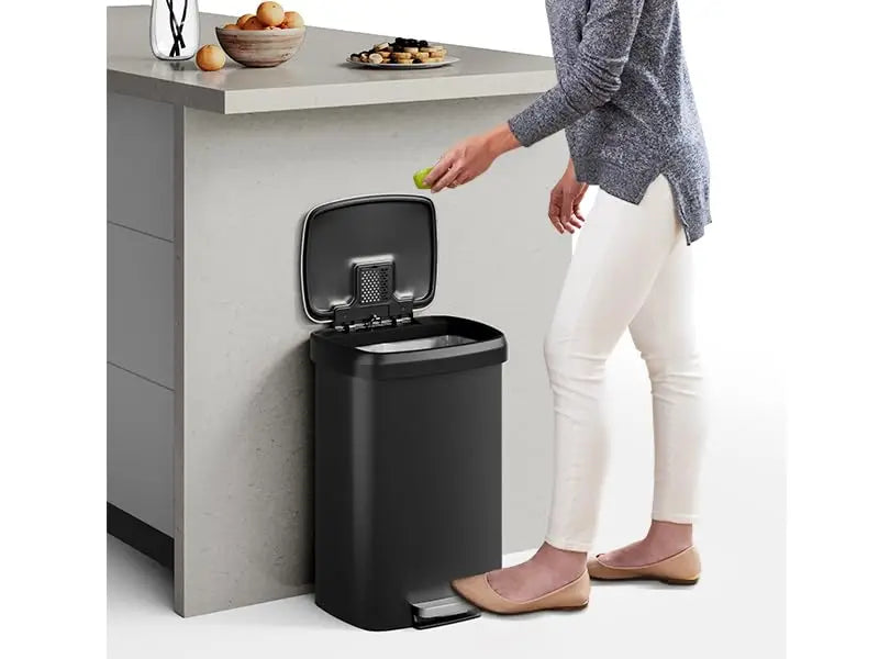 13 Gal / 50L Plastic Step Trash Can – Soft Close Lid, Liner Rim, Rear Handle, Large Kitchen Garbage Bin, Black
