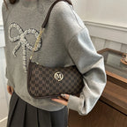 Vintage Style Handbag Crossbody Bag, Gold Letter 'M' Design Pu Leather Shoulder Messenger Bag, Synthetic Leather Tote Bag, Purse