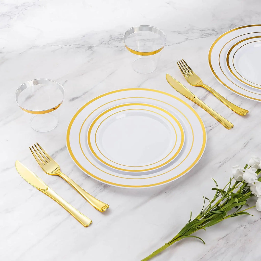 Disposable Gold Plastic Dinnerware Set for 100 Guests - 600 Pieces Includes 100 Dinner Plates, 100 Dessert Plates, 100 Forks, 100 Knives, 100 Spoons, 100 Cups, Party Supplies