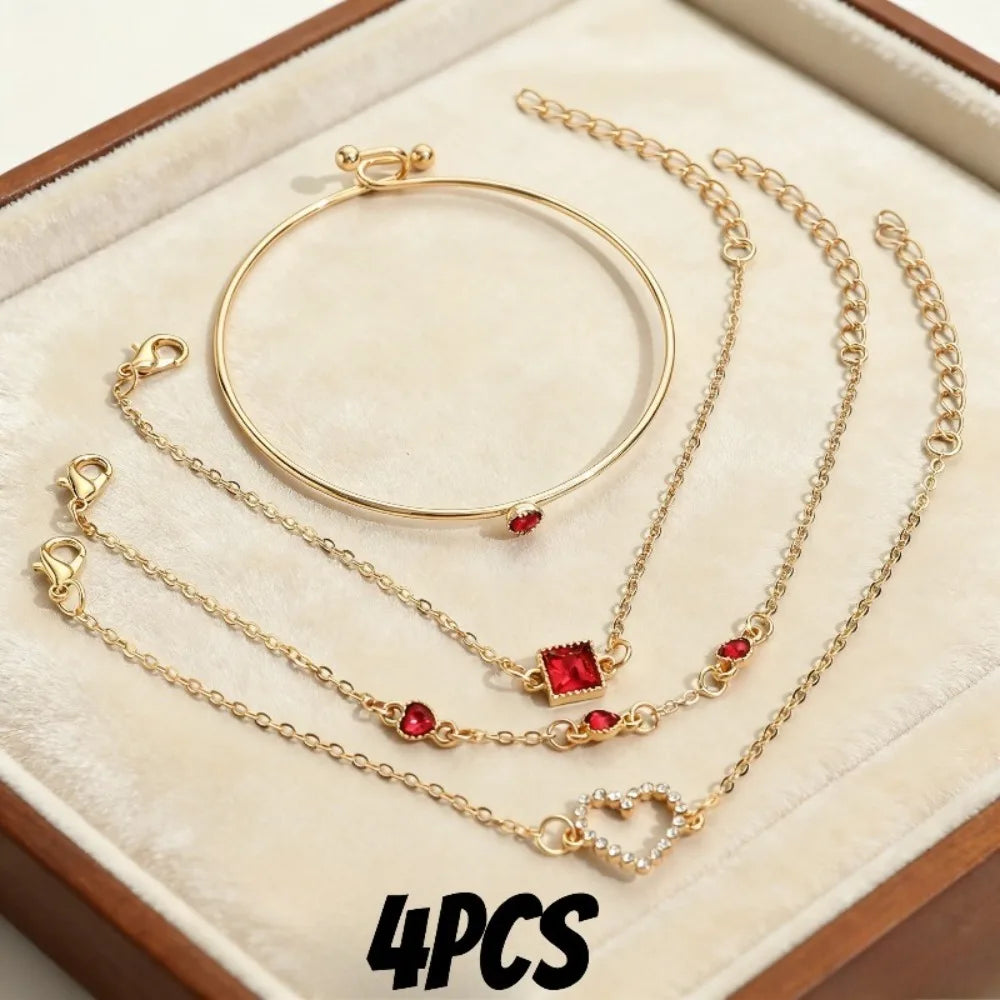 4-Piece Set of Niche Luxury High-End Heart-Shaped Bracelet Set, Creative Retro Design Bracelet, Lightweight Material, Comfortable to Wear, Versatile for Daily Use, Ideal Gift Accessory