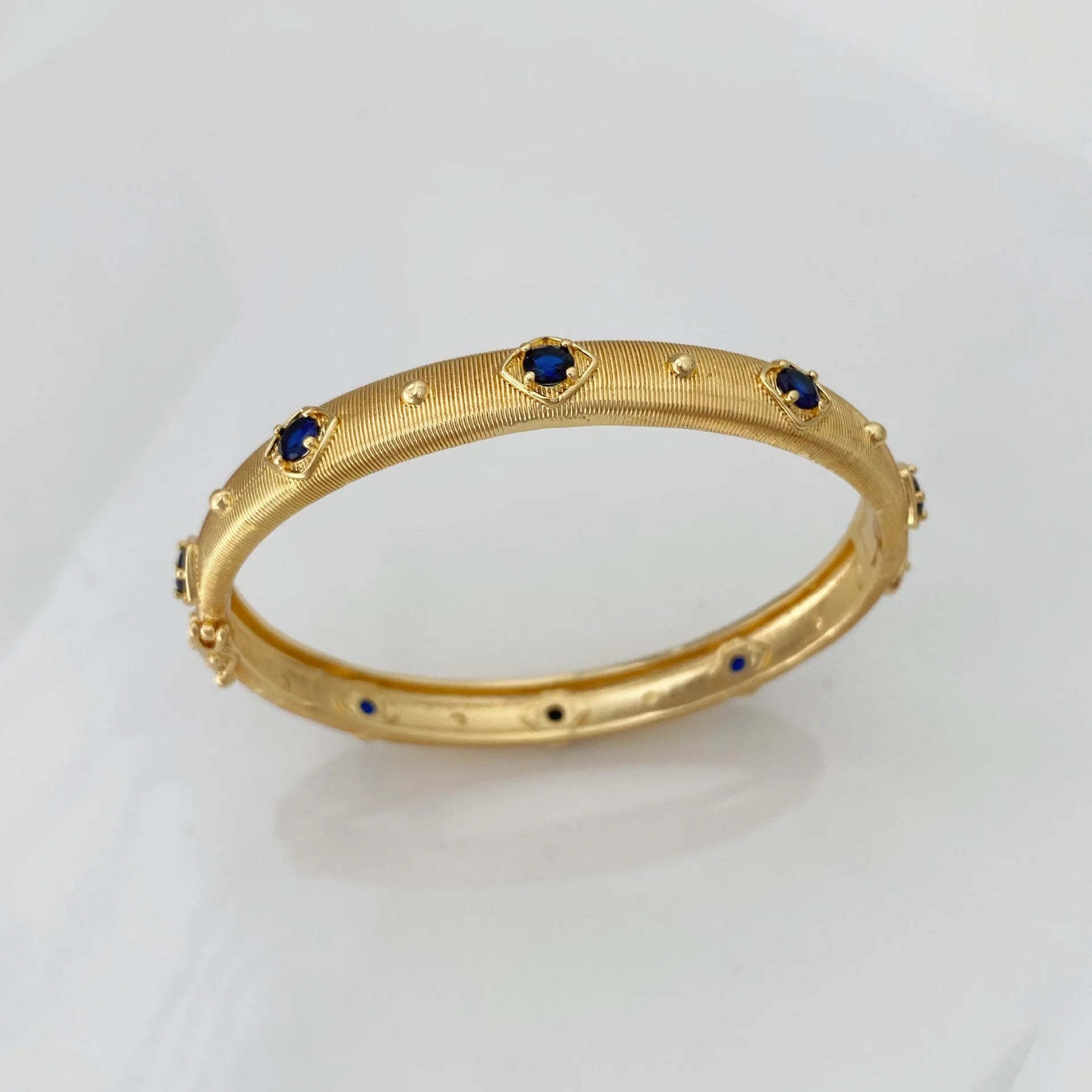 European and American New Style Palace Retro Brushed Diamond-Studded Open Bracelet for Women Exquisite Versatile Bangles