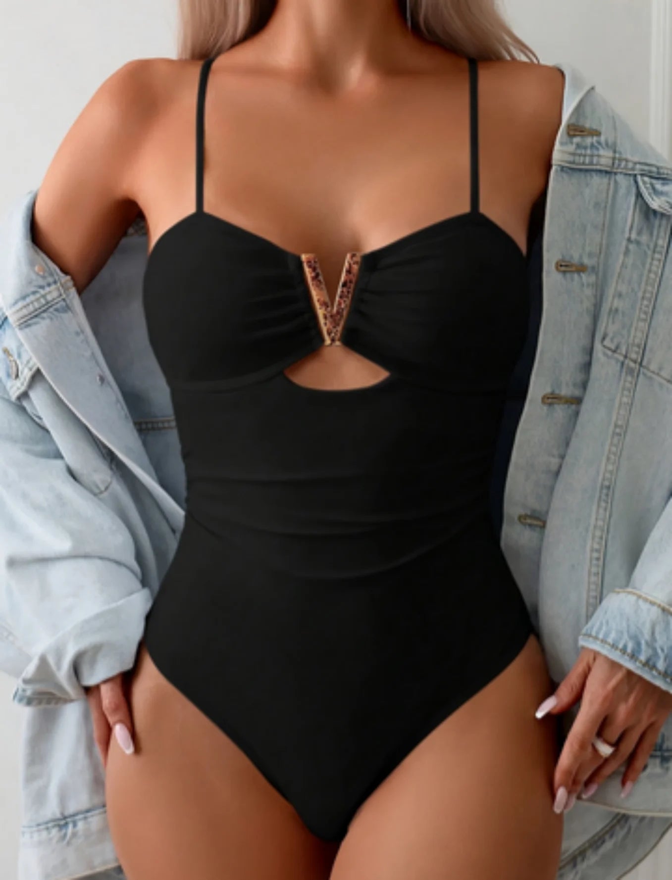 2438 Women One-Piece Swimsuit Cutout V-Neck Ruched Tummy Control Bathing Suit with Gold Chain Detail Beachwear