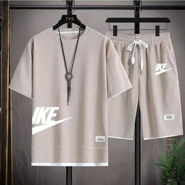 Hot selling summer men's casual short sleeved T-shirt shorts sports set outdoor breathable jogging shorts 2-piece set
