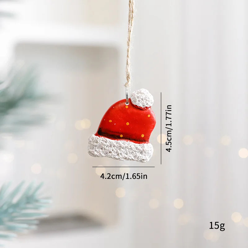 2026 Xmas Tree Pendant Cartoon Painted Santa Claus Elk Bear Christmas Stocking Resin Pendant Christmas Party Decorations 1pc