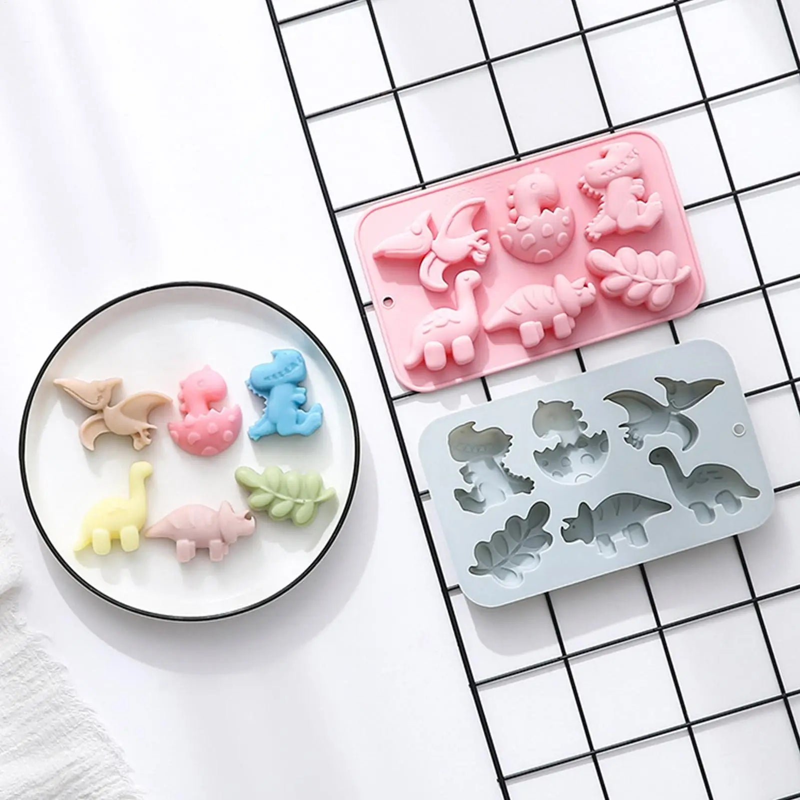 Silicone 6 Cavities Dinosaur Jello Molds for Chocolate Dinosaur Soap Molds for Baking Dessert Cupcake Topper Cake Decoration