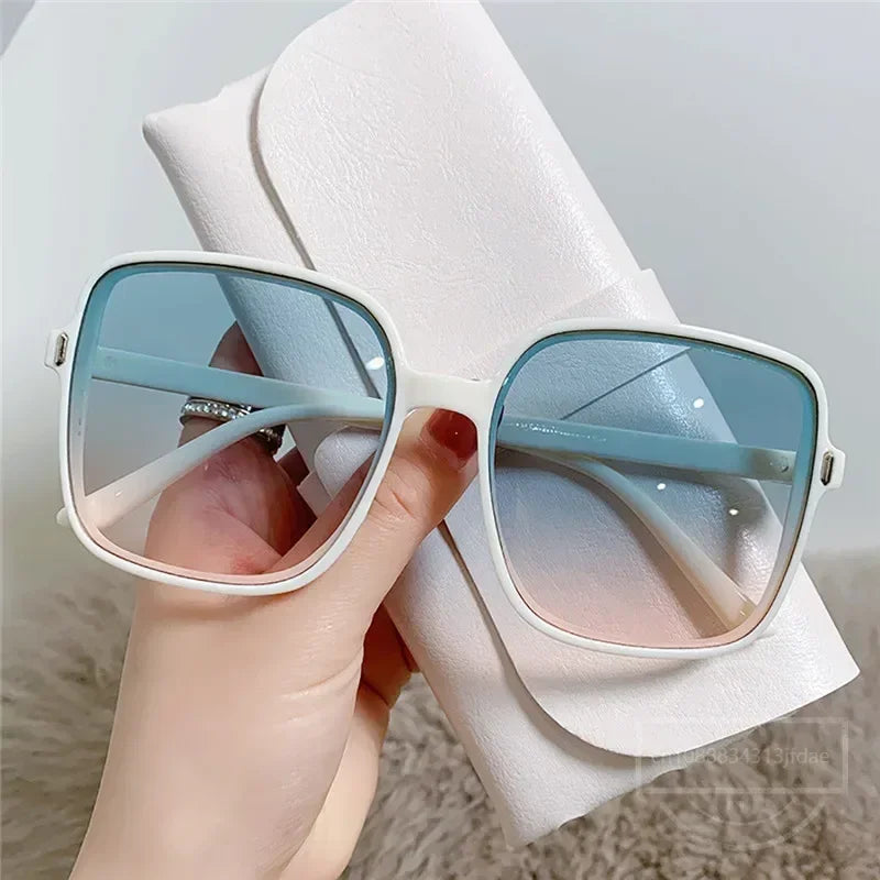 Fashion Square Oversized Sunglasses for Women Vintage Big Frame UV Protection Sun Glasses Shades Ladies Classic UV400 Eyewear