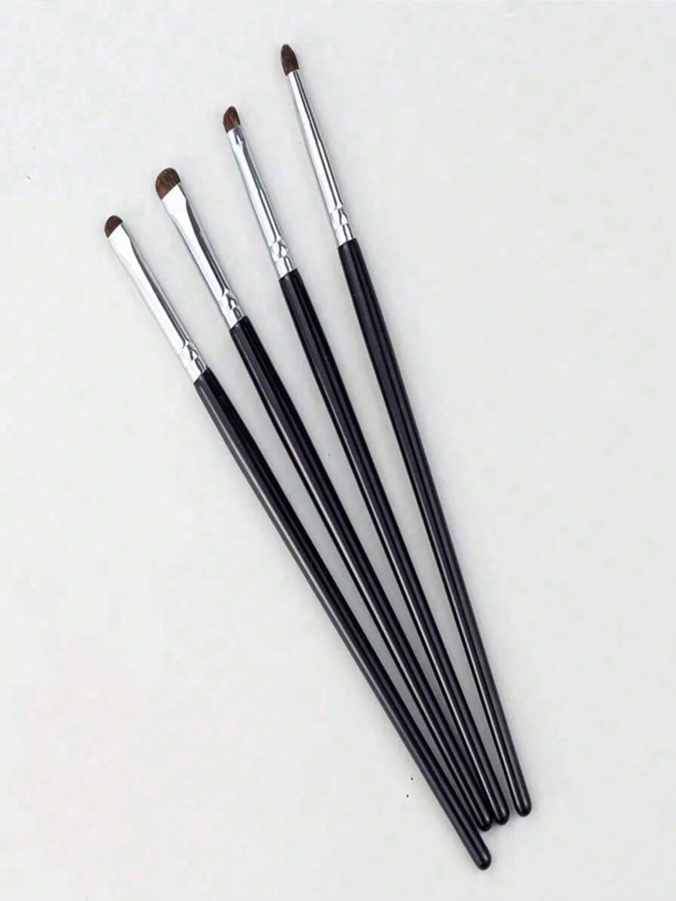 4Pcs Small Eyeshadow Brushes for Fine-Tuning Eye Makeup, Tapered Small Brushes for Highlighting, Fine Detail Blending, and Concealing