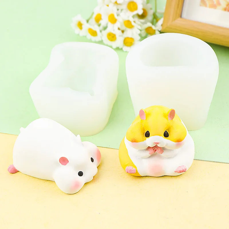 Little Hamster Pinch Silicone Mold Cartoon Plaster Jelly Pudding Soap Baking Mold Cake Decoration Baking Accessories