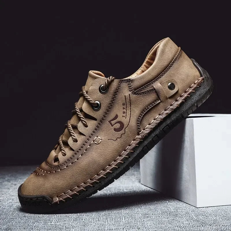 Shoes for Men Leather 2023 New Casual Shoes  Fashion Soft Homme Outdoor Comfortable High Quality Classic Ankle Non-slip Flats