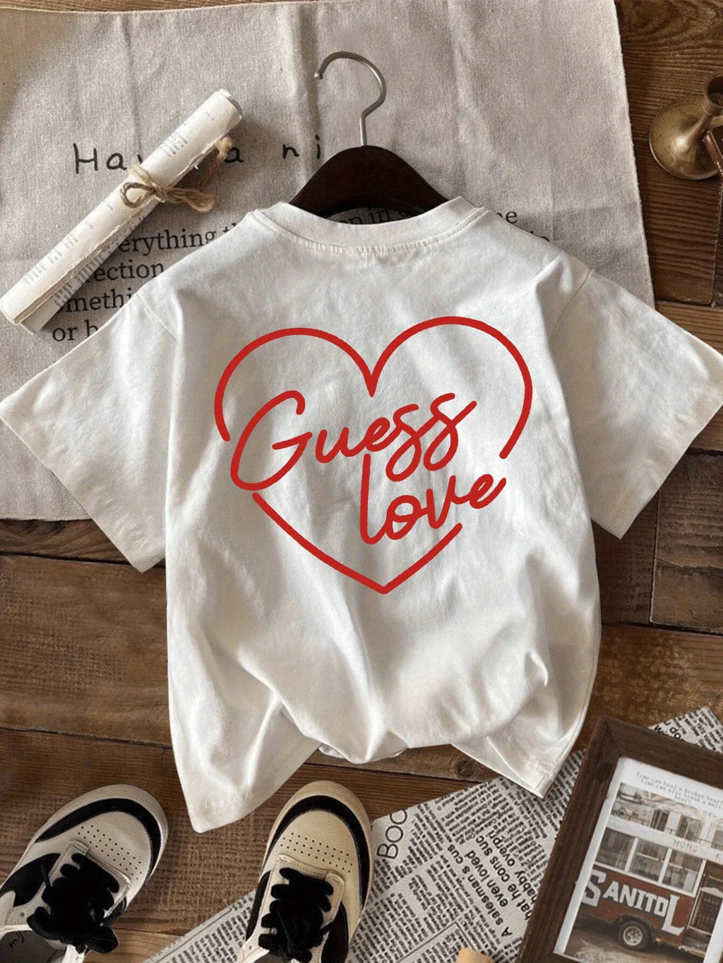 Women'S "Guess Love" Graphic Tee Casual White Short-Sleeve TShirt with Red Heart Design Summer Short Sleeved Harajuku Streetwear