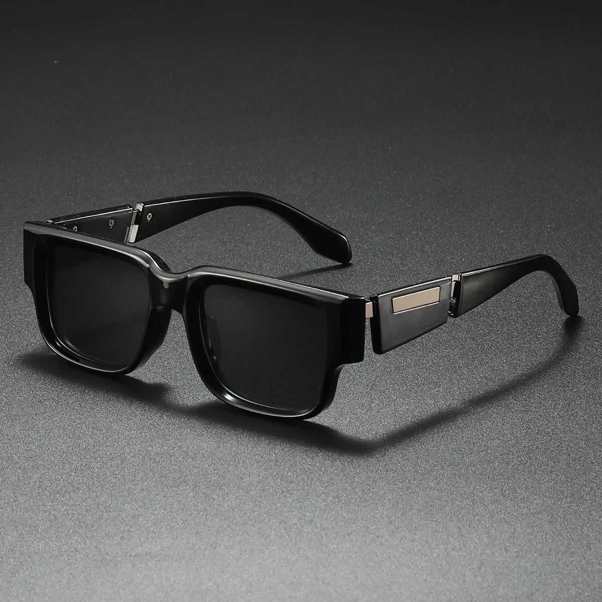 2026 Fashion Square Thick-Frame Sunglasses | Metal Accents | Retro Minimalist | Oversized Face-Flattering