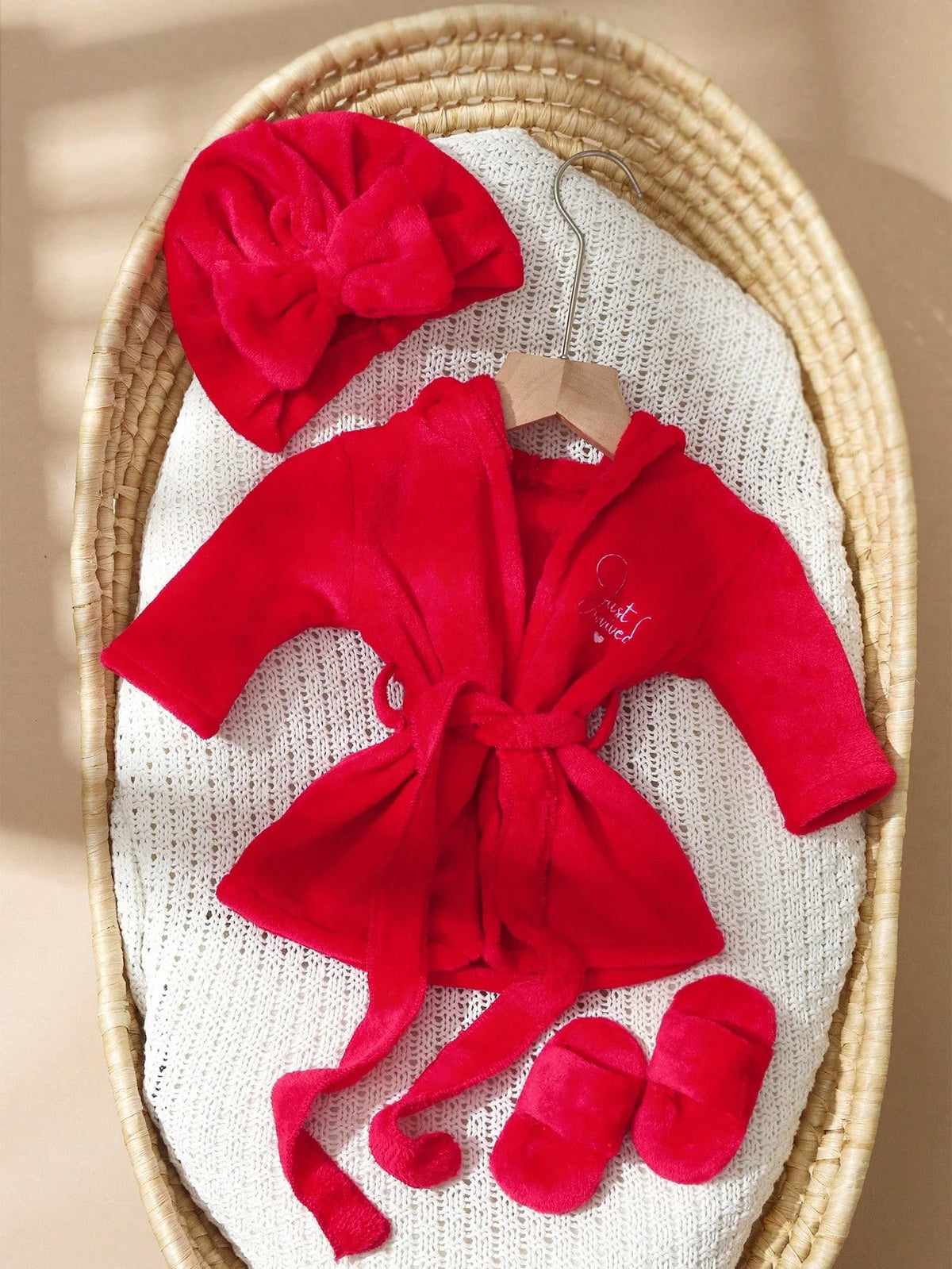 Ylsteed 4PCS Newborn Photography Props Baby Girl Bathrobes Bath Towel Outfit Slippers Embroidery Suit Infant Portrait Photo-HD