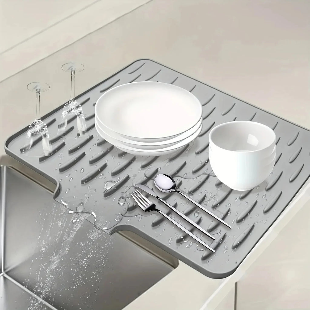Kitchen Silicone Drain Mat with Built-in Drainage Design, Easy to Clean, Suitable for Countertops, Sinks, Refrigerators