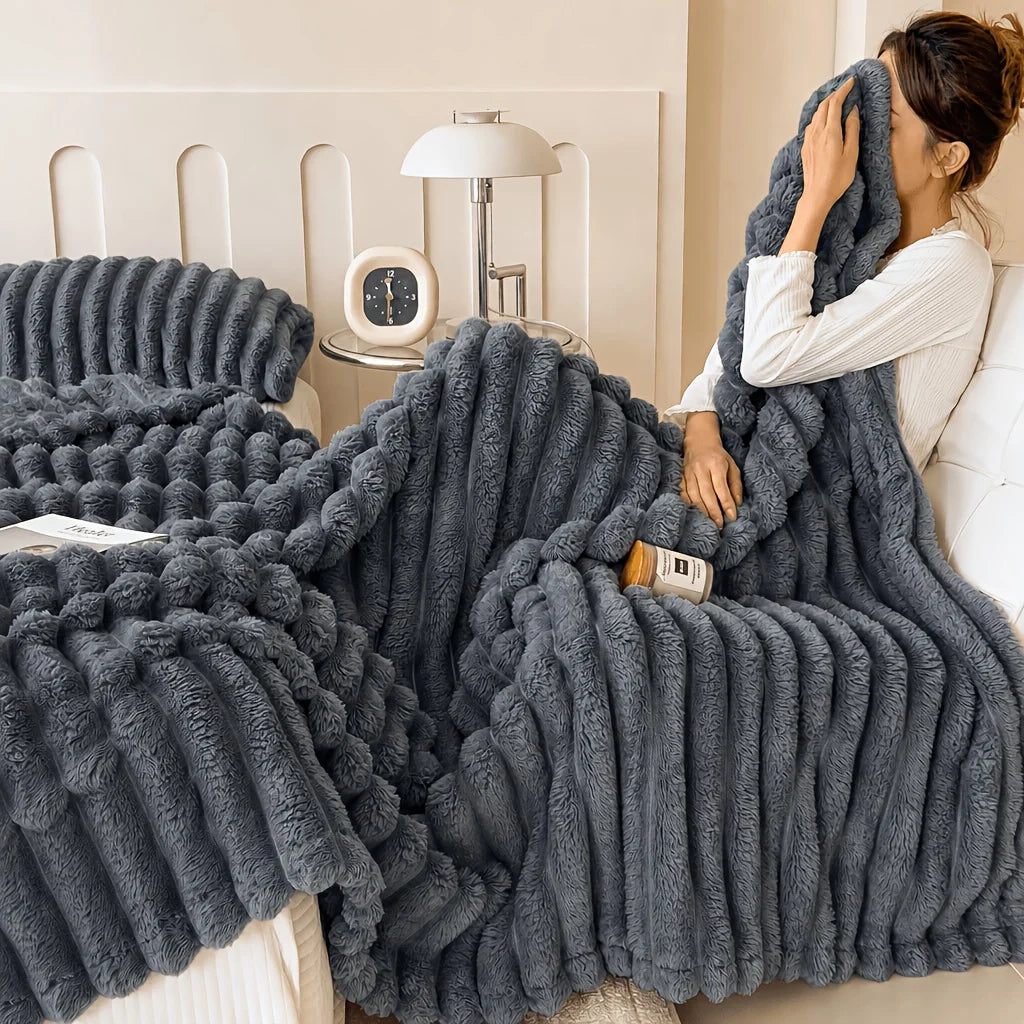 Solid Color Fleece Blanket Soft Skin-Friendly Throw Blanket Versatile Blanket for Office Nap, Sofa, Outdoor Camping, Home Decor