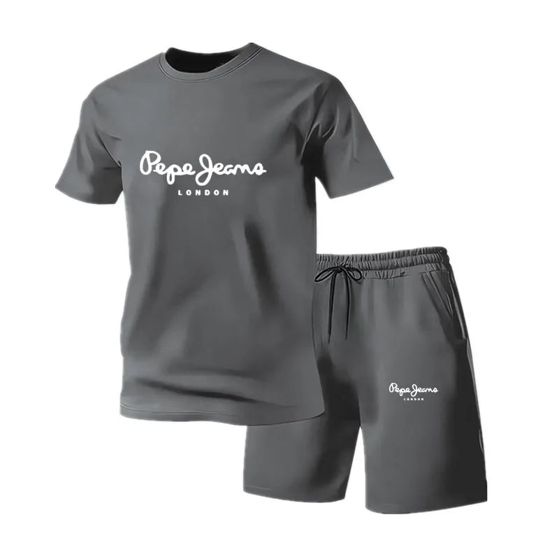 New summer fitness sportswear for men, short-sleeved T-shirt and shorts two-piece set, breathable and quick-drying casual wear.
