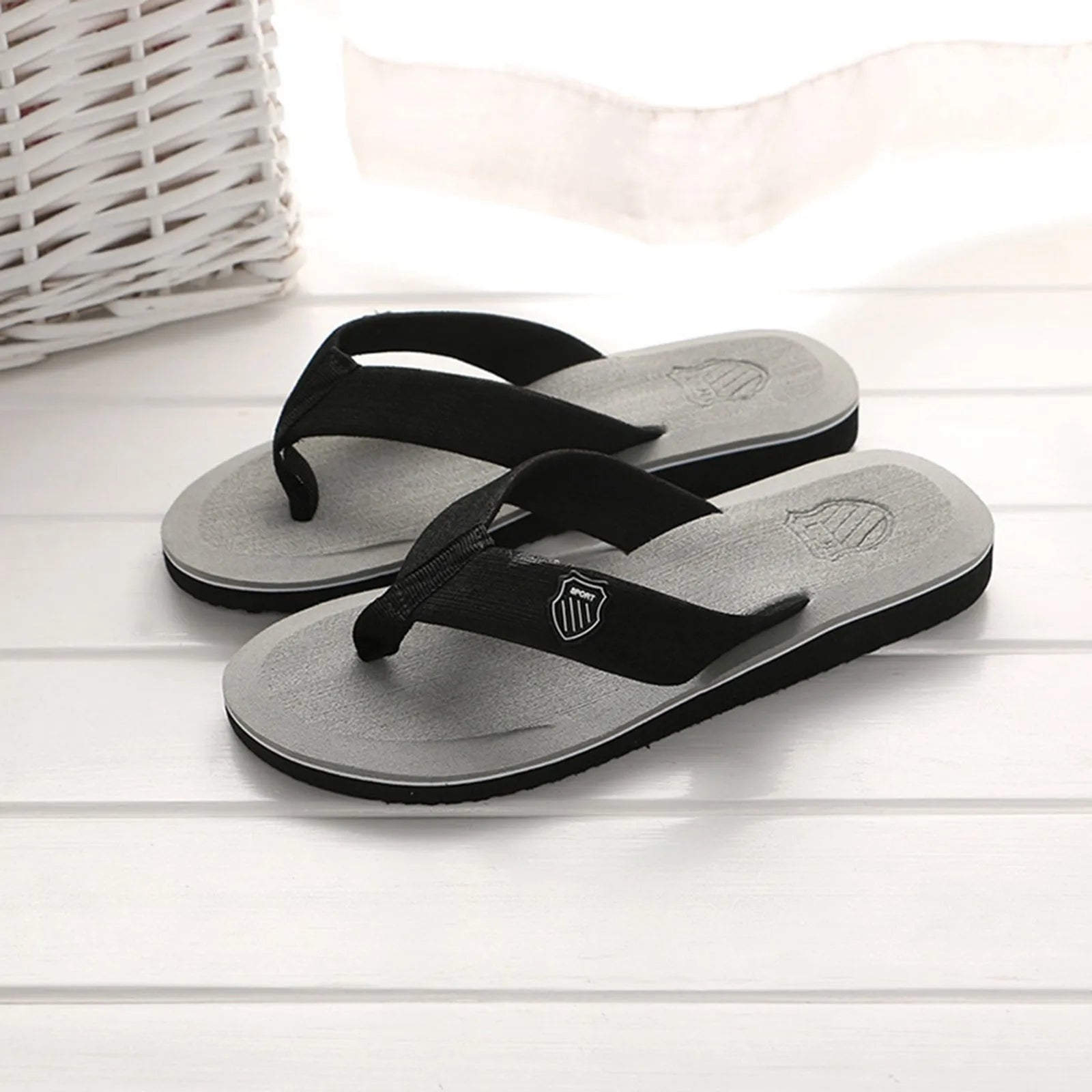 Men'S Flip Flops Simple Men'S Flip Flops Lightweight Casual Slippers Non-Slip Clip Foot Beach Vacation Seaside Play Comfortable