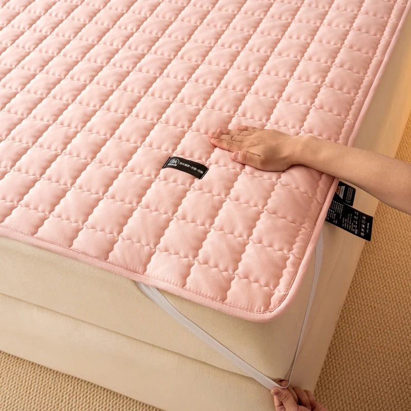 Waterproof Mattress Protector - Antimicrobial Mattress Cover with Elastic Straps - Hypoallergenic, Noiseless Thin Mattress