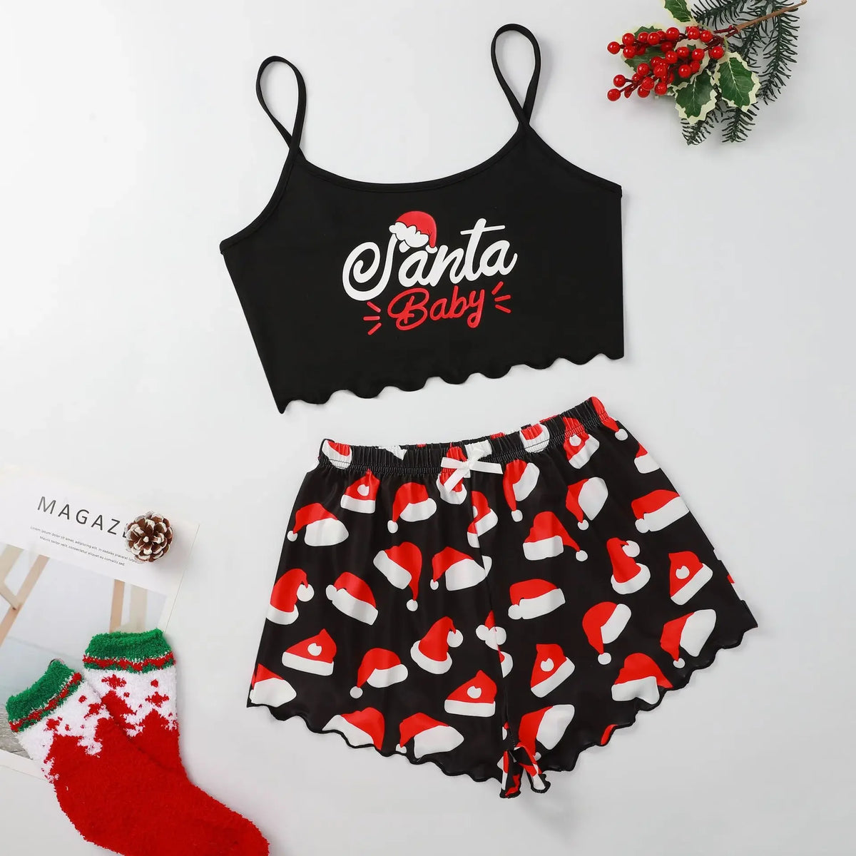 Santa Print Women's Sleepwear Soft Christmas Festival Cute Gingerbread Print 2 Pieces Pajama Set Crop Tops and Shorts Loungewear