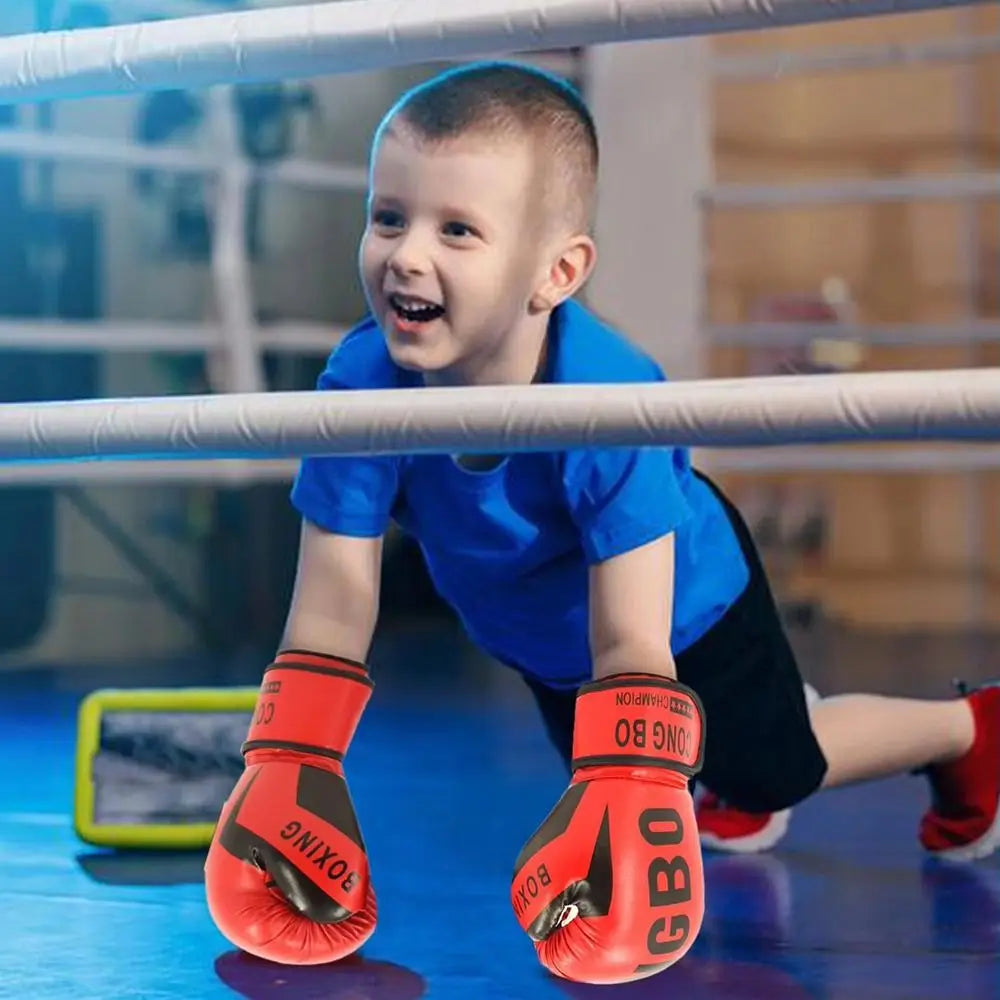 1Pair Breathable Kids Boxing Gloves PU Leather Muay Thai MMA Punching Karate Child Punching Gloves 6oz Training Gloves