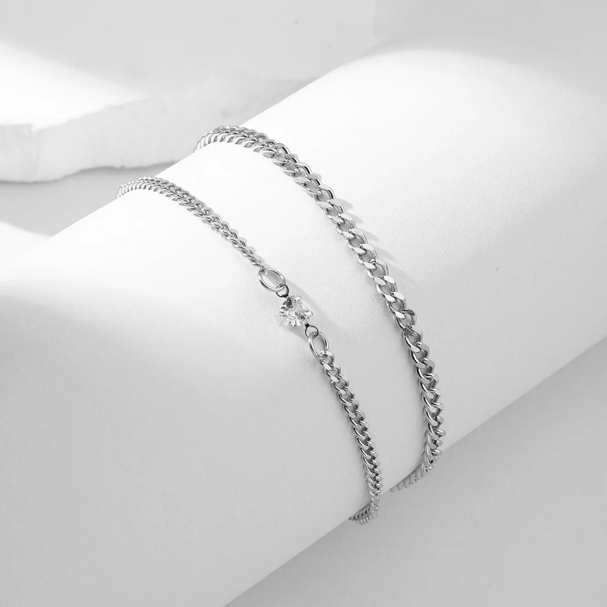 2Pcs Stainless Steel Chain Bracelet Set for Women Men Simple Crystal Heart Adjustable Couple Bracelets Couple Jewelry Gifts