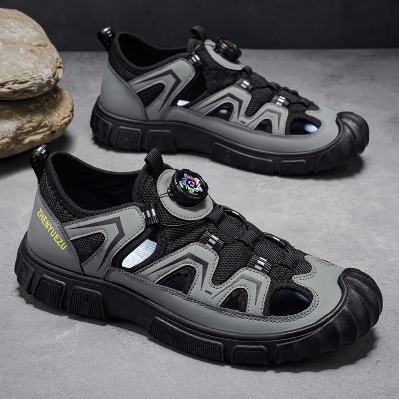 Outdoor River Tracing Shoes for Men, Hollow Breathable Anti-Smash Toe Protection Sandals, Non-Slip and Wear-Resistant, Summer Water Sports and Leisure Shoes