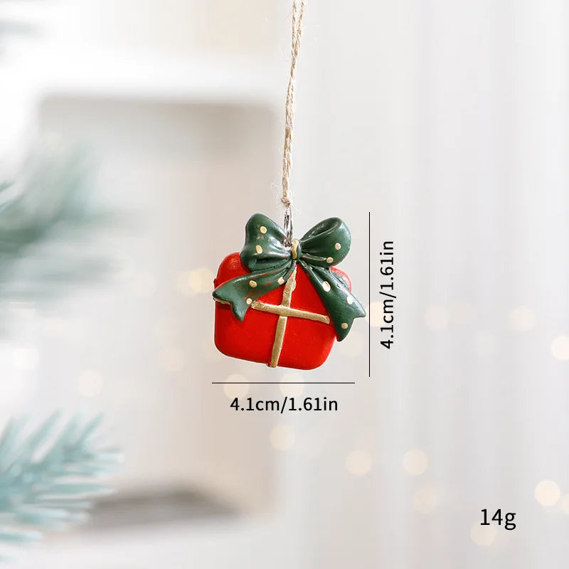 2026 Xmas Tree Pendant Cartoon Painted Santa Claus Elk Bear Christmas Stocking Resin Pendant Christmas Party Decorations 1pc